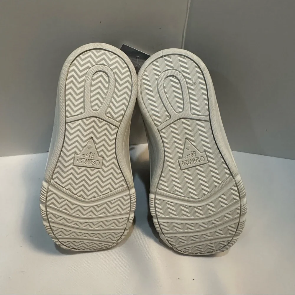 Kids Oshkosh Water Shoes